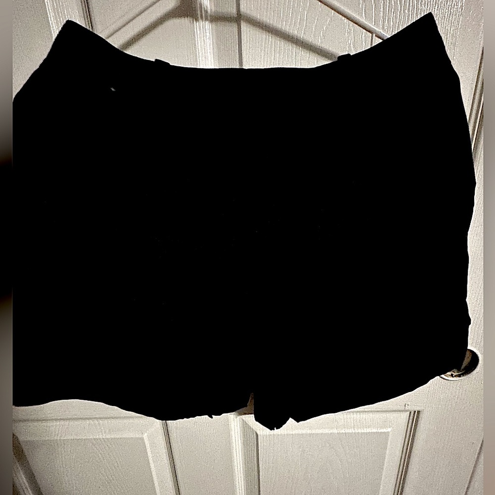 Banana Republic Black Shorts. New with tags.